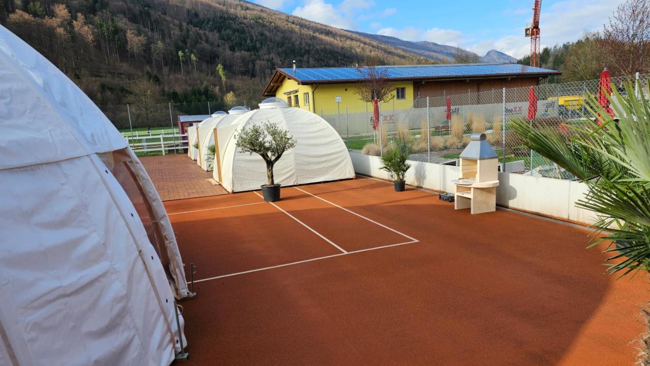 Fitnexx Zelt-Dorf Hotel Balsthal Kültér fotó