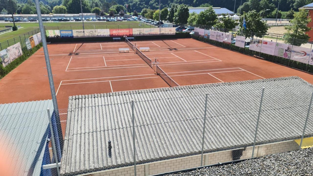 Fitnexx Zelt-Dorf Hotel Balsthal Kültér fotó